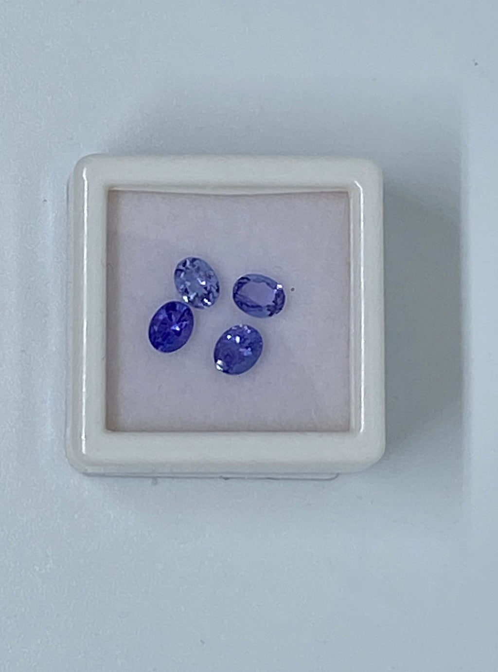 LOOSE TANZANITE