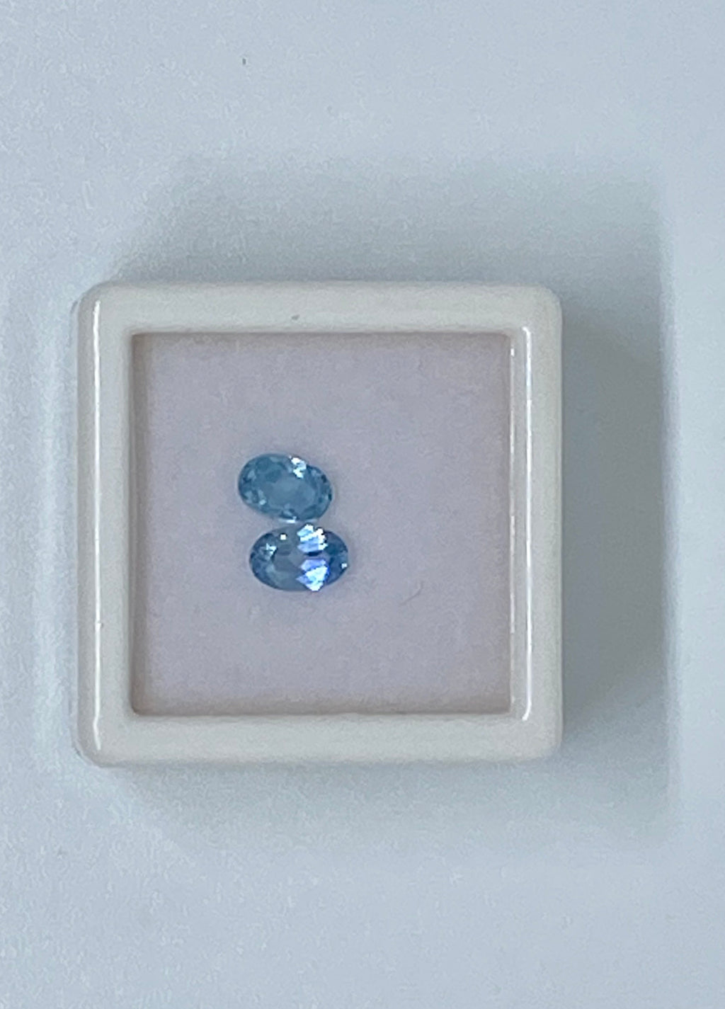 OVAL AQUAMARINE