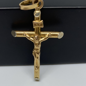 14kt yellow gold crucifix